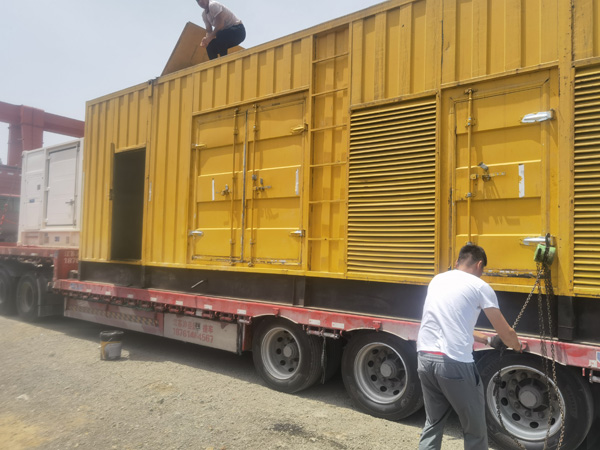 南召发电机出租100KW发电机需要什么规格的电缆线?