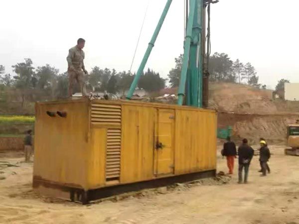 南召如何判断水冷式机油散热器密封件是否需要更换？